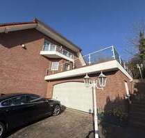 Haus zum Kaufen in Overath 860.000,00 € 362.94 m²