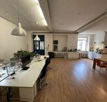 Büro in München 200,00 € 4 m² - 200,00 EUR Kaltmiete, ca.  4,00 m² in München (PLZ: 80339)