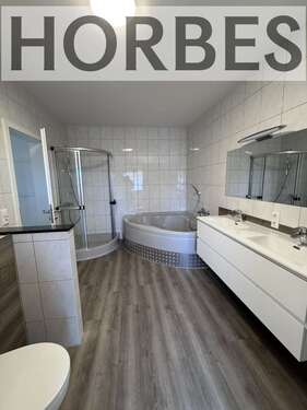 Foto - Wohnung zum Mieten in Zwickau 800,00 € 106 m²