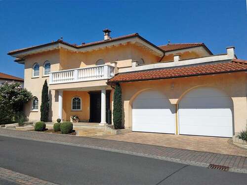 Foto - Haus zum Kaufen in Flieden 780.000,00 € 317 m²