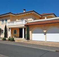 Haus zum Kaufen in Flieden 780.000,00 € 317 m²