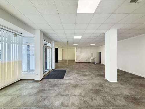 Foto - Einzelhandel in Detmold Heidenoldendorf 1.715,00 € 179 m²