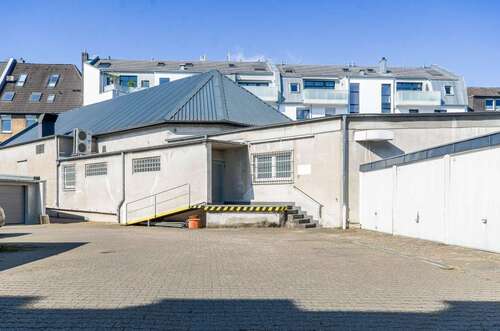 Foto - Haus zum Kaufen in Leverkusen 1.089.000,00 € 803.44 m²