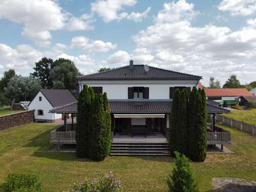 Foto - Haus zum Kaufen in Pförring 1.290.000,00 € 220 m²