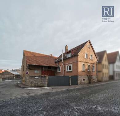 Foto - Haus zum Kaufen in Giebelstadt 299.000,00 € 109 m²