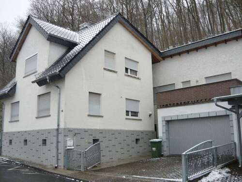 Foto - Haus zum Kaufen in Biebertal 321.700,00 € 173 m²