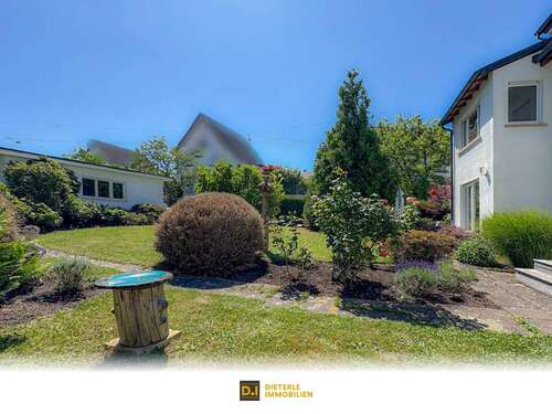 Foto - Haus zum Kaufen in Stuttgart 1.490.000,00 € 252 m²