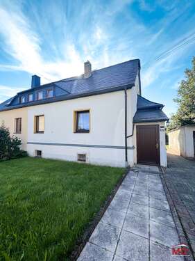 Foto - Haus zum Kaufen in Oelsnitz 128.000,00 € 130 m²