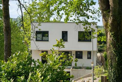 Foto - Haus zum Mieten in Springe 2.790,00 € 244 m²