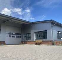 Halle in Seelze 2.715,00 € 248.7 m²