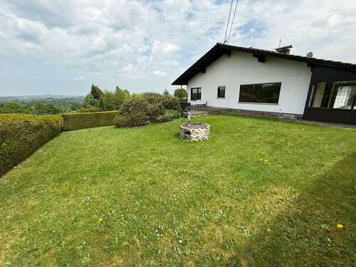 Foto - Haus zum Kaufen in Vettelschoß-Kalenborn 399.000,00 € 220 m²