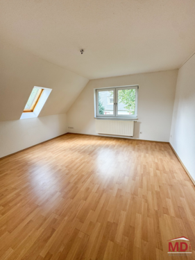 Foto - Wohnung zum Mieten in Oelsnitz 330,00 € 51 m²