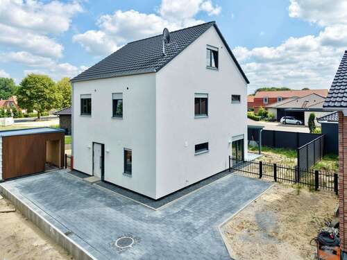 Foto - Haus zum Kaufen in Neuenhaus 449.000,00 € 166.59 m²