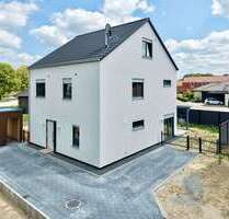 Haus zum Kaufen in Neuenhaus 449.000,00 € 166.59 m²