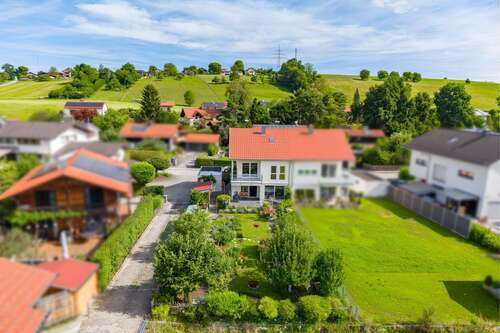 Foto - Haus zum Kaufen in Rohrdorf 895.000,00 € 154.94 m²