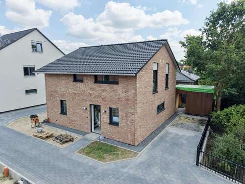 Foto - Haus zum Kaufen in Neuenhaus 399.000,00 € 115.47 m²