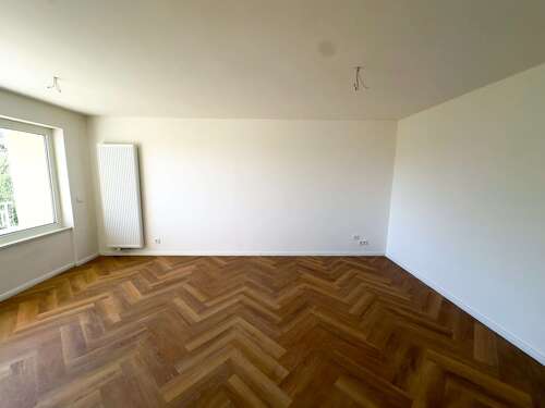 Foto - Wohnung zum Kaufen in Oberschleißheim, München (Kreis) 339.000,00 € 52 m²