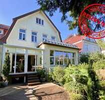 Haus zum Kaufen in Rostock 980.000,00 € 401 m²