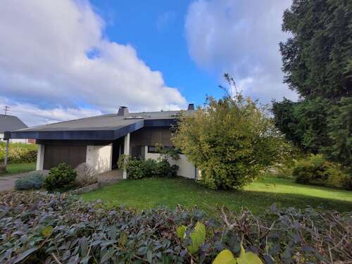 Foto - Haus zum Kaufen in Dornhan 825.000,00 € 211 m²