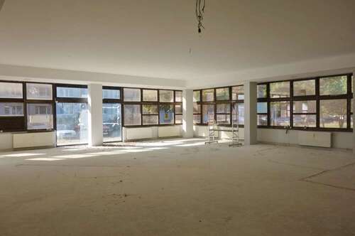 Foto - Einzelhandel in Rathenow 1.200.000,00 € 1636 m²