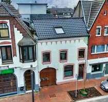 Haus zum Kaufen in Geldern 299.000,00 € 200.45 m²