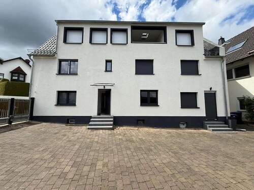 Foto - Haus zum Mieten in Glashütten 1.990,00 € 190 m²