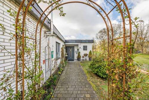 Foto - Haus zum Kaufen in Edemissen OT Oedesse 399.000,00 € 192.99 m²
