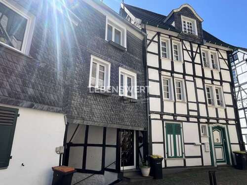 Foto - Haus zum Kaufen in Velbert Neviges 179.000,00 € 150 m²