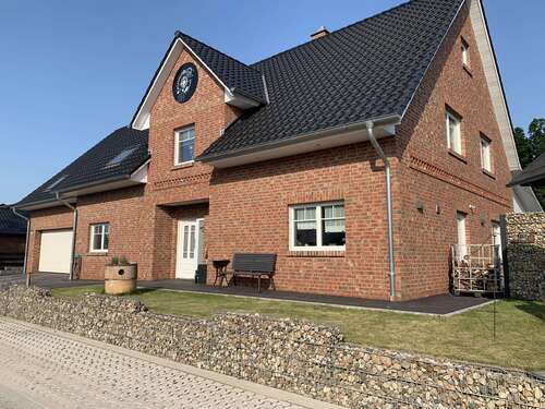 Foto - Haus zum Kaufen in Sassenburg 630.000,00 € 240.34 m²