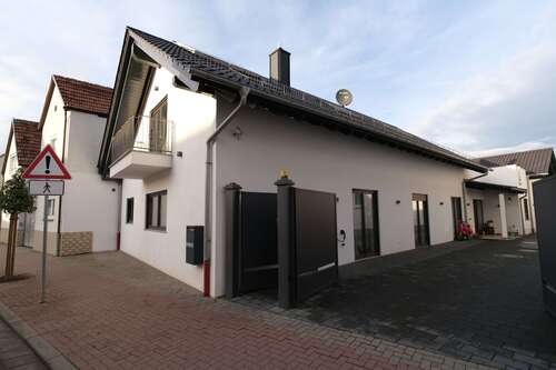 Foto - Haus zum Kaufen in Dannstadt-Schauernheim 949.000,00 € 310.54 m²