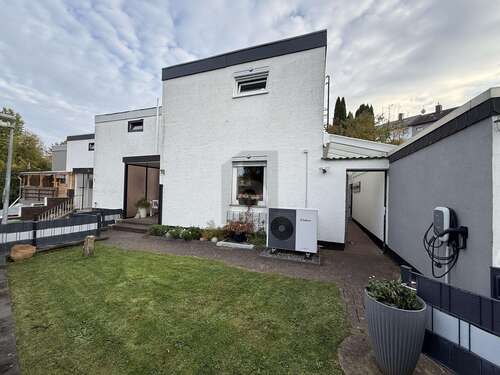 Foto - Haus zum Kaufen in Söhrewald 230.000,00 € 116 m²