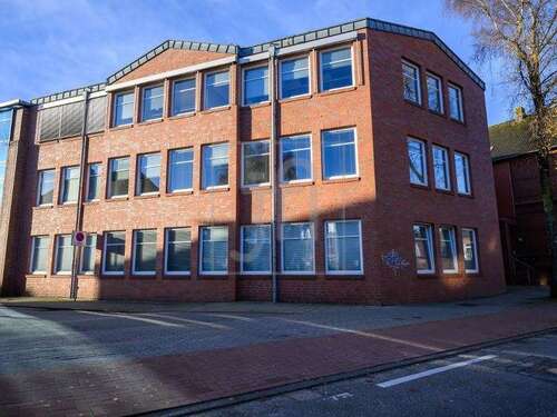Foto - Büro in Leer (Ostfriesland) 7.500,00 € 901.9 m²