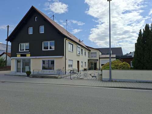 Foto - Haus zum Kaufen in Münchsmünster 549.000,00 € 480 m²