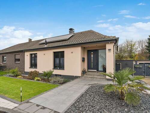 Foto - Haus zum Kaufen in Duisburg 649.000,00 € 145 m²