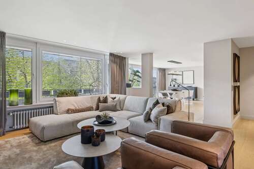 Foto - Wohnung zum Kaufen in Düsseldorf-Oberkassel 1.980.000,00 € 238 m²