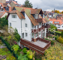 Haus zum Kaufen in Kronberg im Taunus 1.100.000,00 € 253 m²