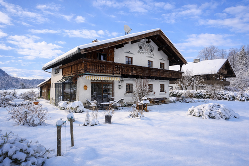 Foto - Haus zum Kaufen in Bayerisch Gmain 995.000,00 € 196 m²