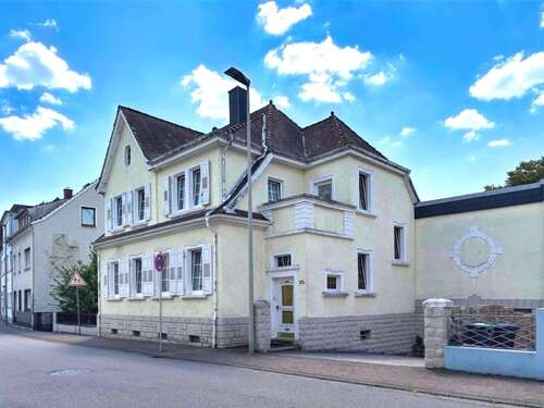 Foto - Haus zum Kaufen in Bexbach 195.000,00 € 210 m²