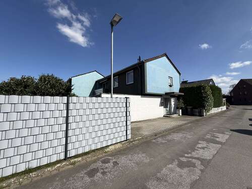 Foto - Haus zum Kaufen in Neukirchen-Vluyn 359.000,00 € 112 m²