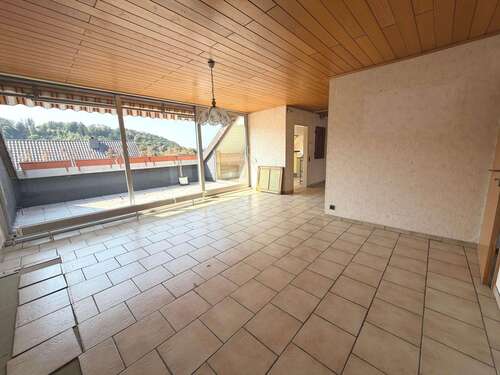 Foto - Wohnung zum Kaufen in Homburg 154.000,00 € 79 m²
