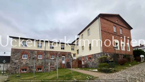 Foto - Wohnung zum Kaufen in Boitzenburger Land 110.000,00 € 80.43 m²