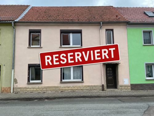 Foto - Haus zum Kaufen in Hohenmölsen 70.000,00 € 100 m²