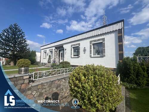 Foto - Haus zum Kaufen in Osterburg (Altmark) 199.000,00 € 100 m²