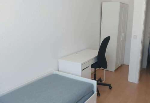 Foto - WG-Zimmer in Düsseldorf 690,00 € 10 m²