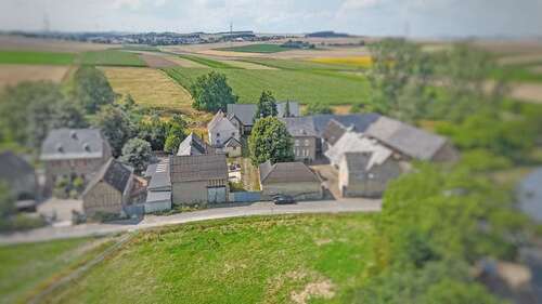 Foto - Haus zum Kaufen in Münstermaifeld 285.000,00 € 140 m²