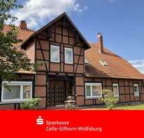 Haus zum Kaufen in Wahrenholz 281.000,00 € 232 m²