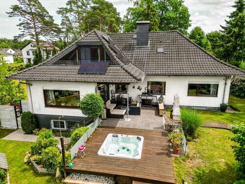Foto - Haus zum Kaufen in Hambühren 355.000,00 € 202 m²