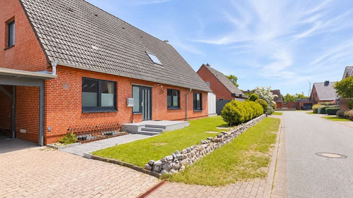 Foto - Haus zum Kaufen in Jübek 385.000,00 € 197 m²