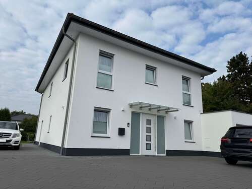 Foto - Haus zum Kaufen in Flammersfeld 650.000,00 € 206 m²