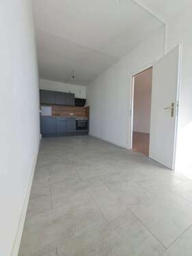Foto - Wohnung zum Mieten in Magdeburg 405,00 € 53.73 m²